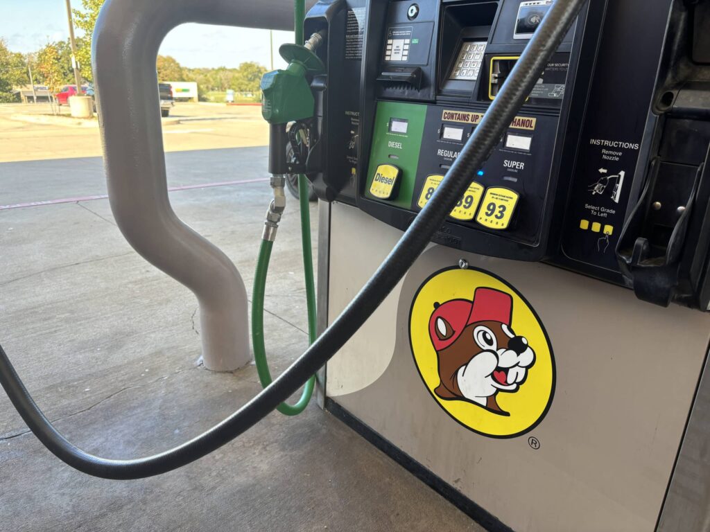 gas station rewards, pump with logo.